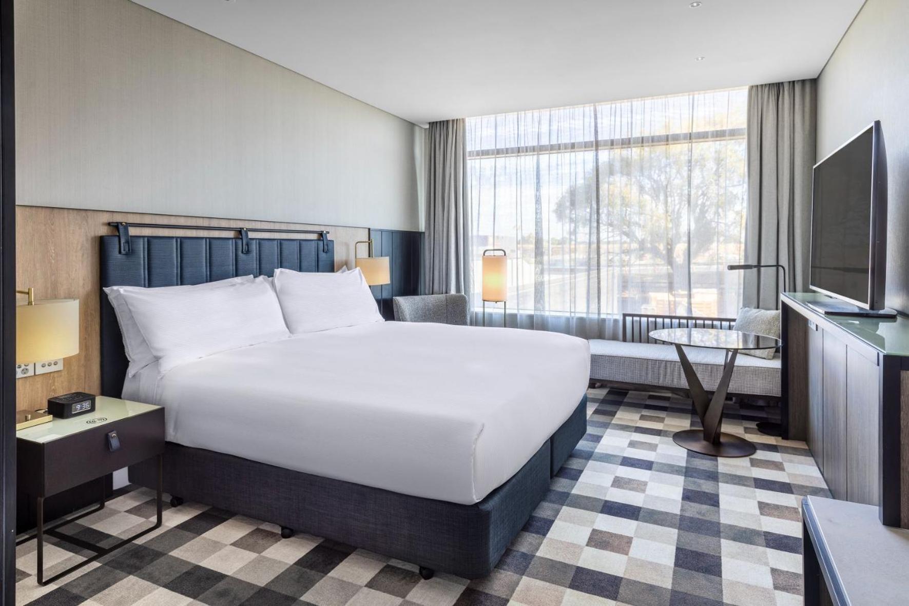 Doubletree By Hilton Auckland Karaka Hotel ภายนอก รูปภาพ