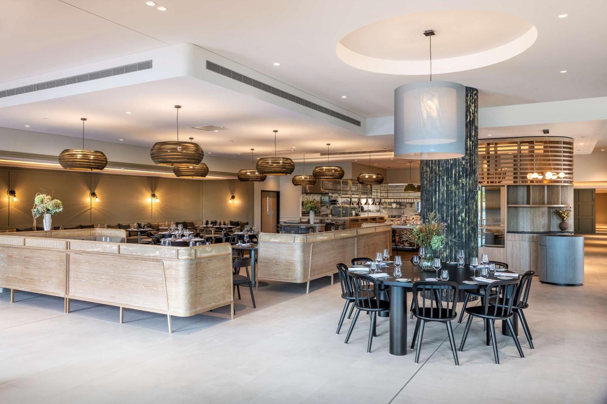 Doubletree By Hilton Auckland Karaka Hotel ภายนอก รูปภาพ