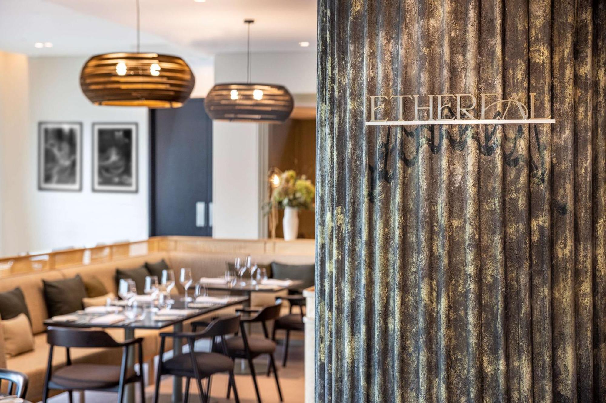 Doubletree By Hilton Auckland Karaka Hotel ภายนอก รูปภาพ